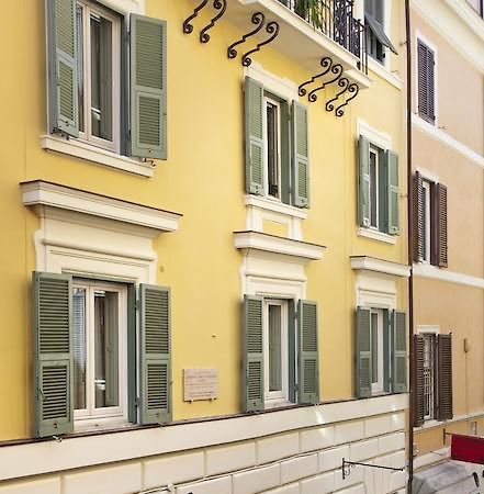 רומא Garibaldi Suites Piazza Di Spagna מראה חיצוני תמונה